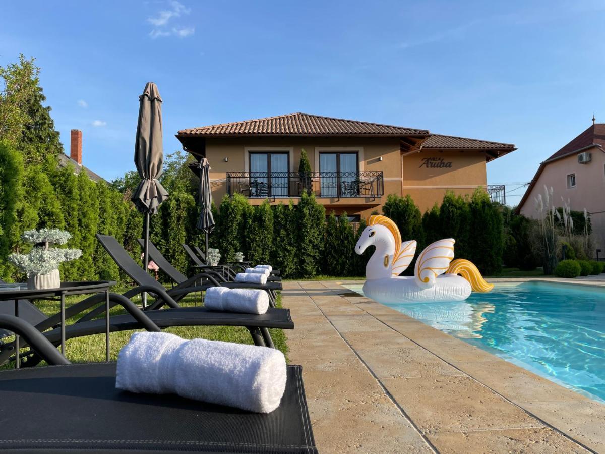 Villa Aruba & Private Spa Suites Keszthely Exterior foto