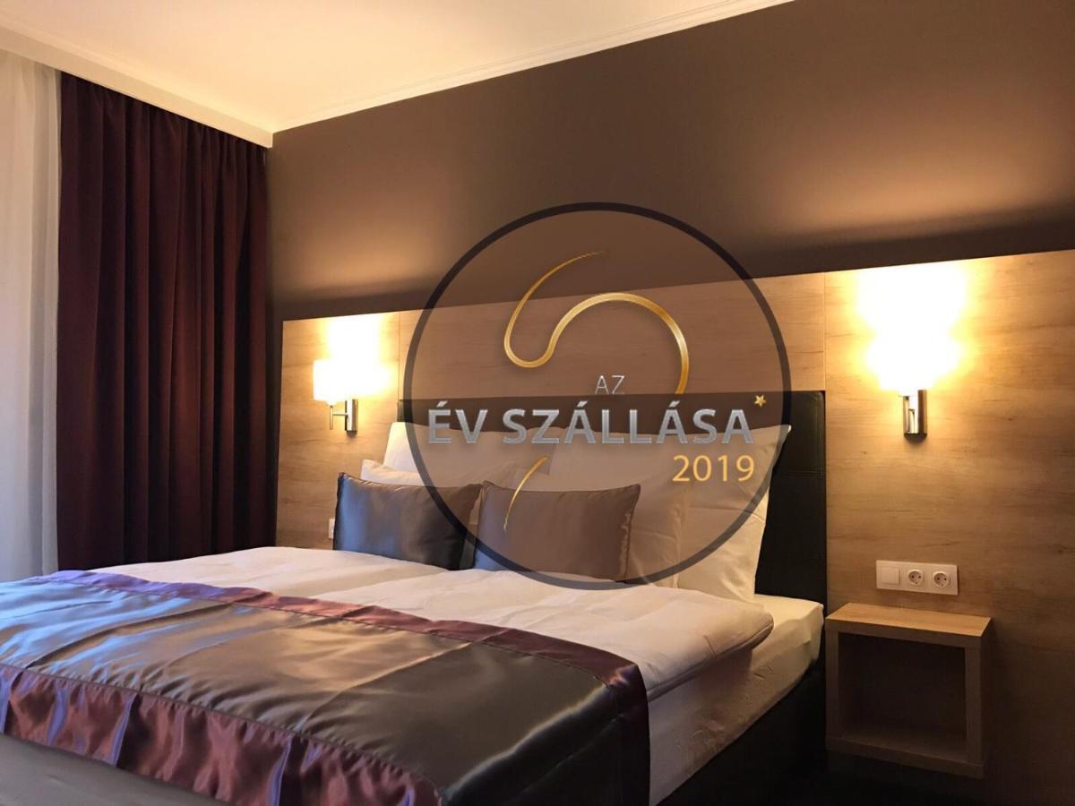 Villa Aruba & Private Spa Suites Keszthely Exterior foto